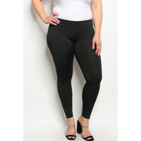 Women’s plus size black leggings - Picture 1 of 2